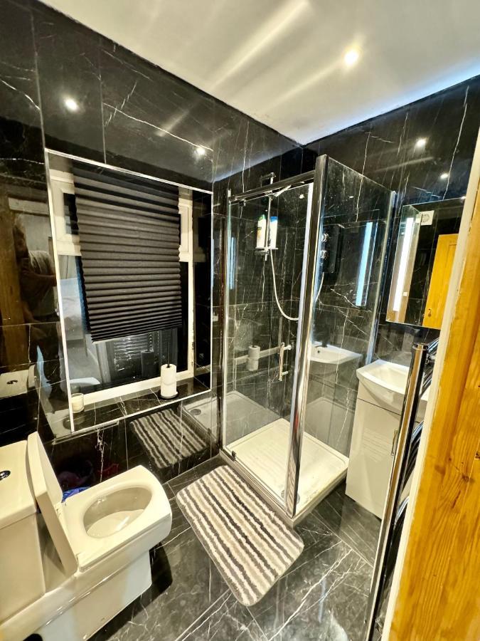 1 Bed With Kitchenette And Bathroom Oxford Exterior photo